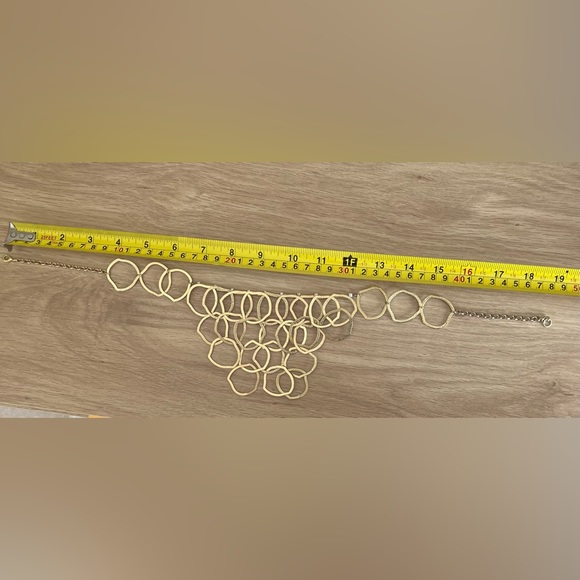 Anthropologie Necklace - Gold Chain Link Statement Necklace - Picture 4 of 5